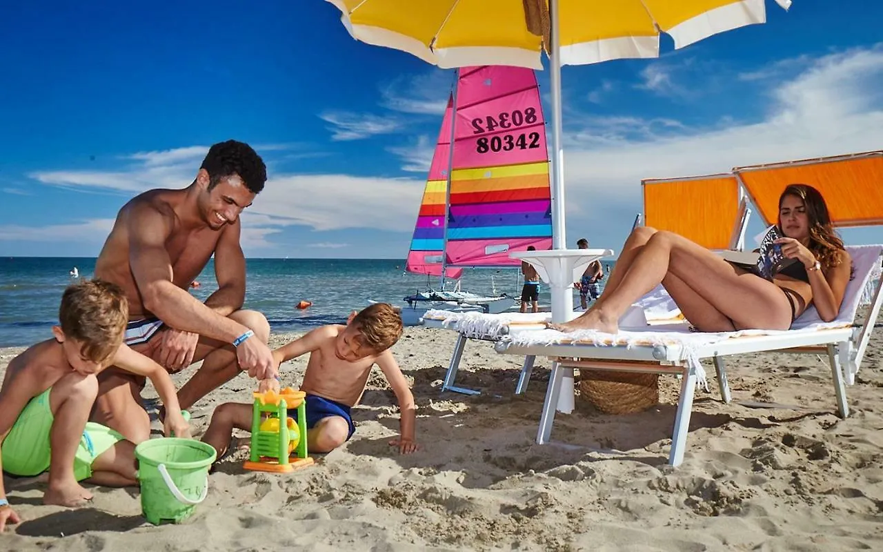 ***** Üdülőpark Mediterraneo Camping Village Cavallino-Treporti Olaszország